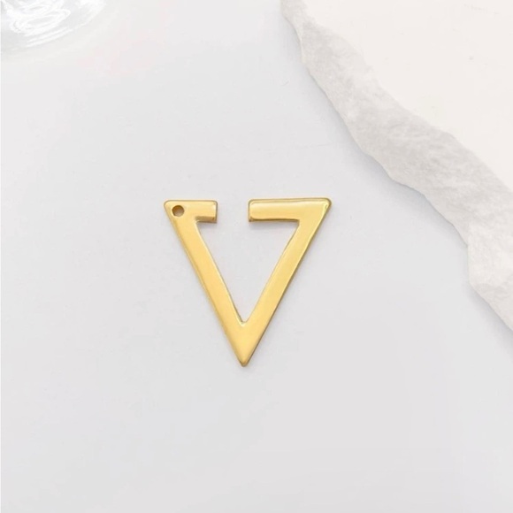 Gold Triangle 1pc Ear Cuff - Picture 2 of 2